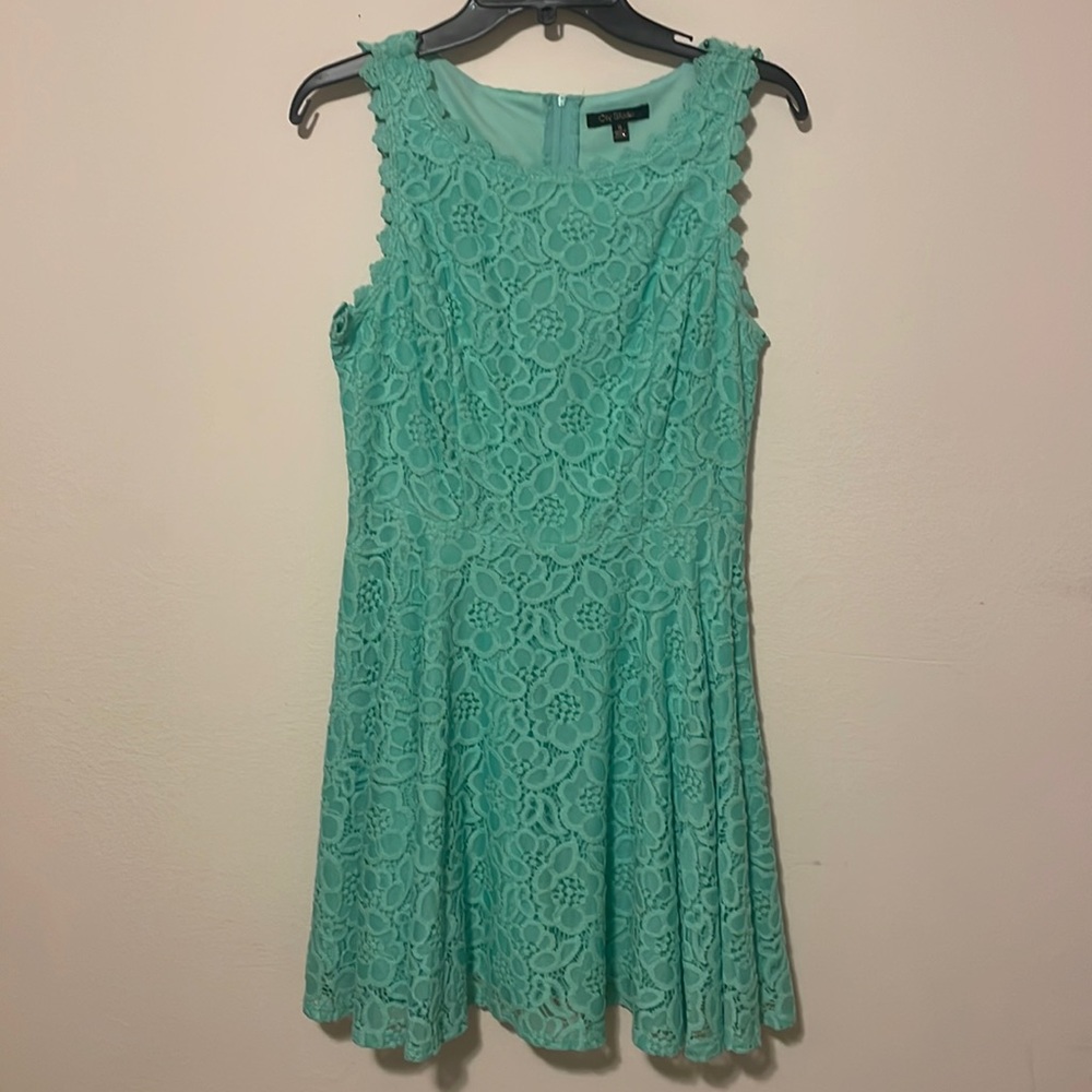 Citi studio Lacey formal dress, never worn, zip back junior size